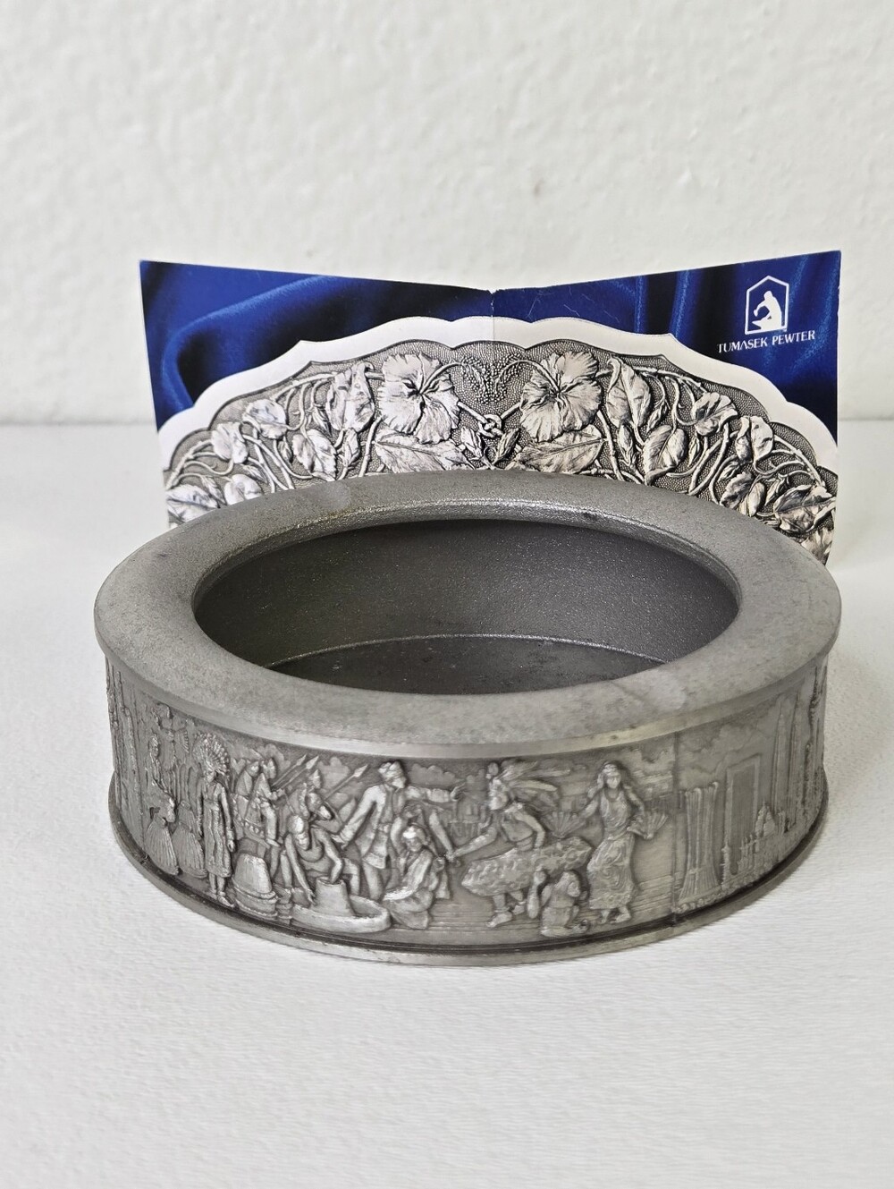 Tumasek Pewter Ash Tray Malaysia 97% Tin Embossed Village Scenes Floral Hibiscus